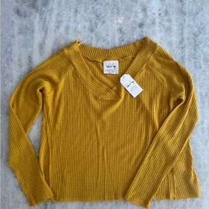 Sadie & Sage Mustard Yellow SUPER SOFT Waffle Knit Long Sleeve Tee, size S